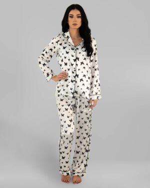 Комплект Дълга Сатенена Пижама – Бяла с Черни Пеперудки – „Wings“